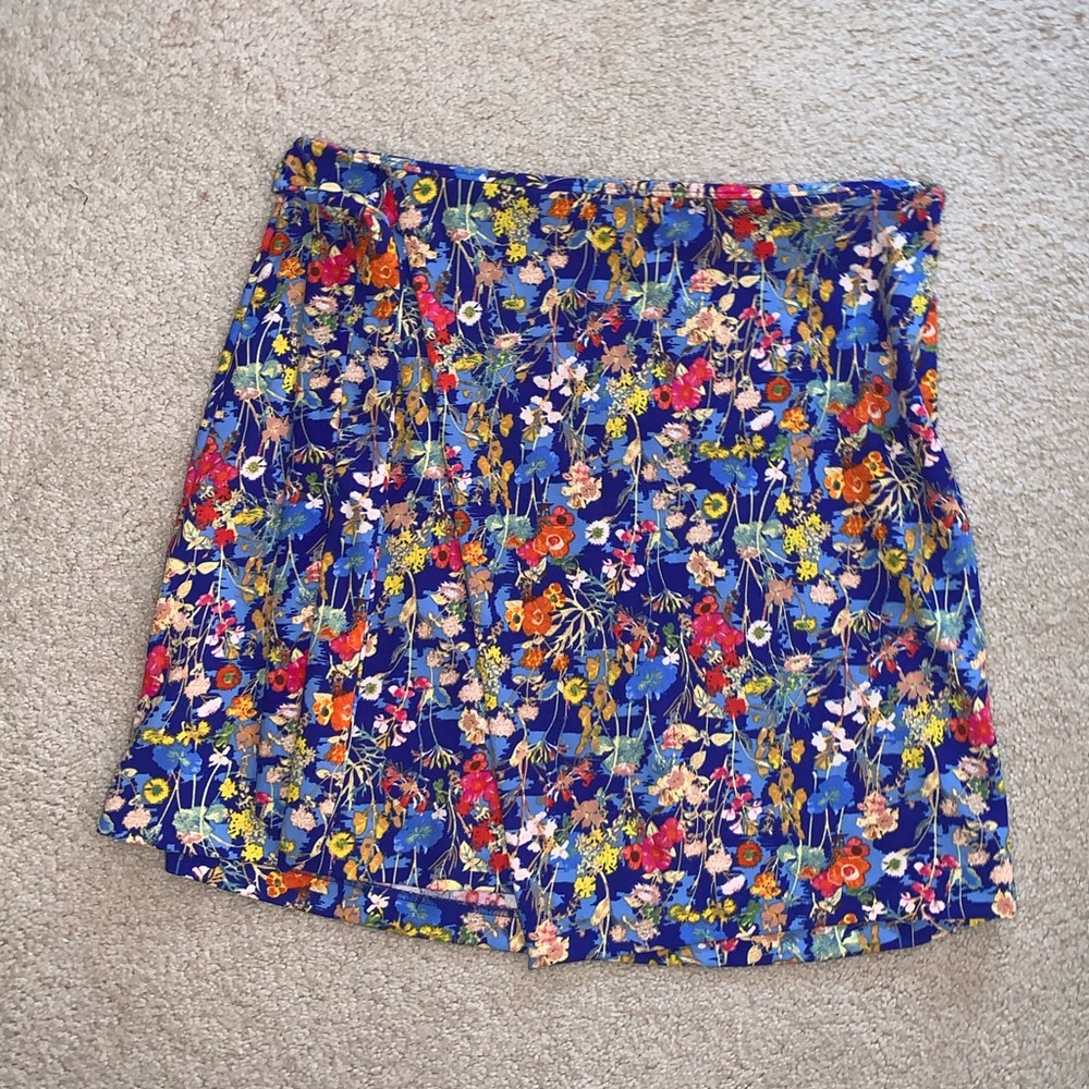 NWT ECI floral wrap skirt